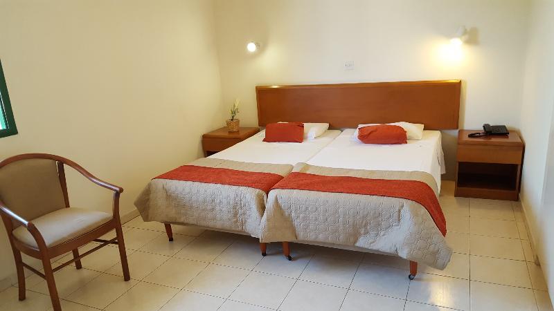 Mandalena Hotel Apartments Protaras Exterior photo